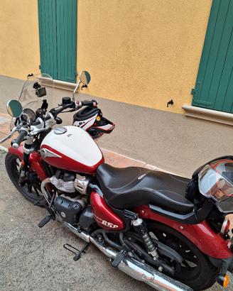 Royal Enfield Super Meteor 650