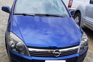 OPEL Astra 1.6 16V Easytronic GPL