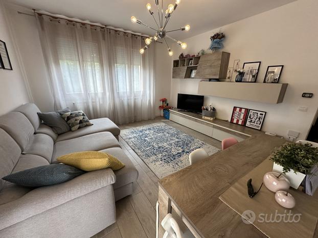 Appartamento in duplex con taverna e garage, ristr