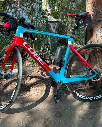 Bicicletta da corsa Cube Agree SLT misura 56