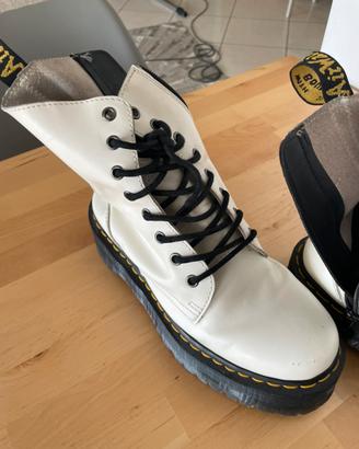 Dr Martens bianche