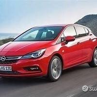 Opel astra 2019 per ricambi