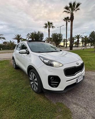 Kia Sportage 2.0 crdi Rebel techno Pack awd 136cv