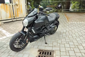 2013 ducati diavel