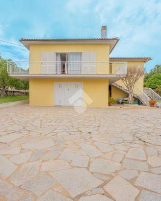 PORZIONE DI BIFAMILIARE A OLBIA