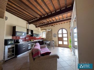 Rosignano marittimo, indipendente, su due livelli