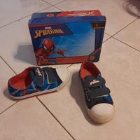 scarpa 28 spiderman Bata