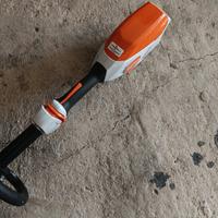 decespugliatore STIHL a batteria
