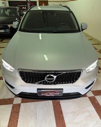 Volvo XC40 D3 AWD R-design