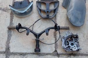 Ricambi Minarelli scooter 50 SR sterzo carter dx