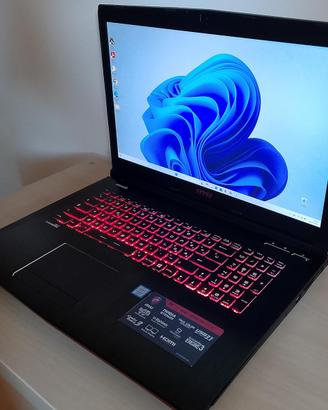 MSI 17 pollici core i7/ddr4/M2+500gb/batt.nuova