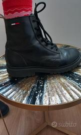 Tommy Hilfigher stivaletti con lacci vera pelle