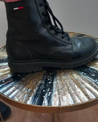 Tommy Hilfigher stivaletti con lacci vera pelle