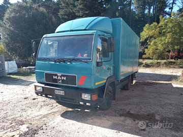 Autocarro Man 10.224