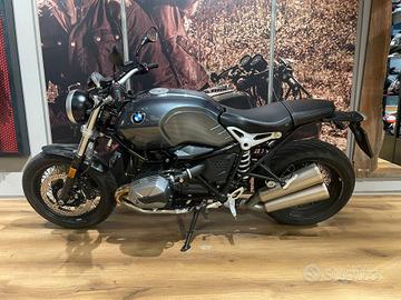 BMW r ninet Pure Akrapovic - solo 2499 km