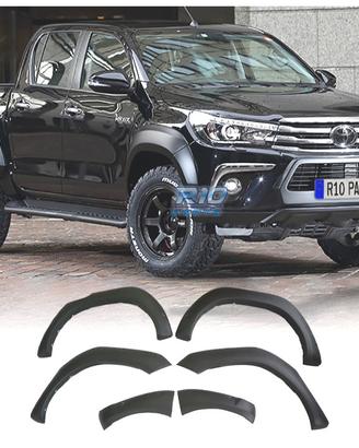 PARAFANGHI PASSARUOTA TOYOTA HILUX 16-21 LOOK REVO
