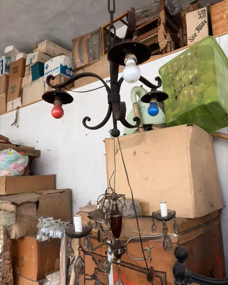 Lampadario in ferro battuto