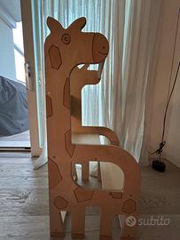 Torre Montessori giraffa in legno