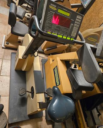 BIKE RACE 600 TECHNOGYM