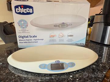 bilancia digitale per neonati