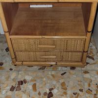 Coppia di comodini in vimini 