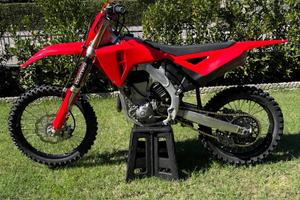 HONDA CRF 450 2026