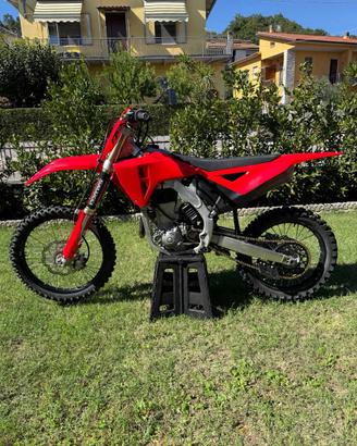 HONDA CRF 450 2026