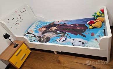 Letto allungabile IKEA con materasso