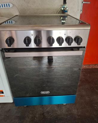 Cucina Delonghi Forno+4 fornelli induzione