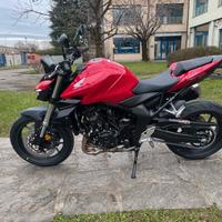 HONDA HORNET 1000 2025