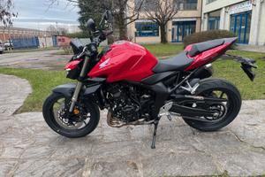 HONDA HORNET 1000 2025