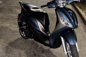 piaggio medley 125