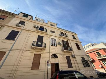 4 LOCALI A REGGIO DI CALABRIA