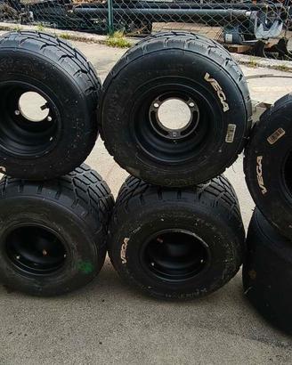 Cerchi kart crg magnesio con gomme rain/slick