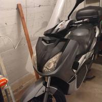 moto  t max 500