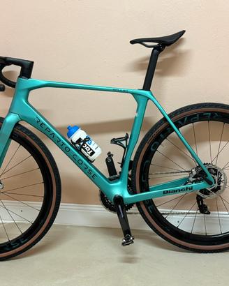Bianchi Impulso RC  gravel Force AXS Tg. L nuova
