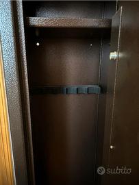 Armadio blindato per fucili