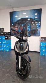 Piaggio Medley 125
