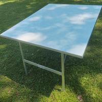 tavolini per mercato o fiere