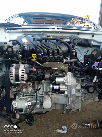 Motore Dacia Duster 1.6 B/Gpl 7.900 km H4MD7