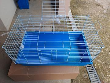 Gabbia e casetta per coniglio con accessori