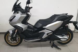 Honda ADV 350 scooter