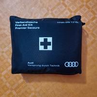 AUDI Kit Primo Soccorso Din 13164 Originale NUOVO
