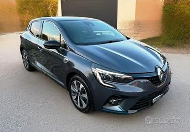 RENAULT CLIO 1.6 HYBRID E-TECH - ANNO 2021