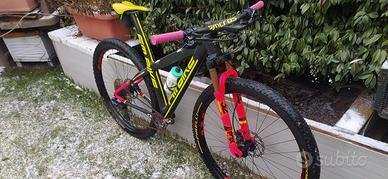 telaio in carbonio FM bike taglia s