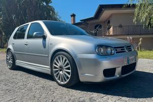 Volkswagen Golf  R32