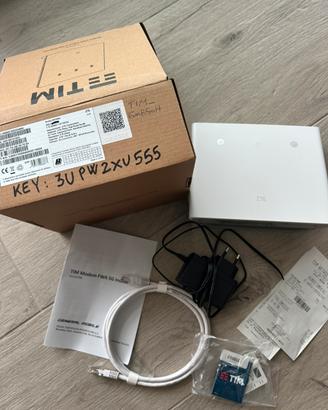 Modem FWA INDOOR 4g wi-fi 6 ZTE MF 296D bianco