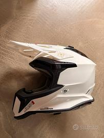 casco just1 integrale da enduro e cross