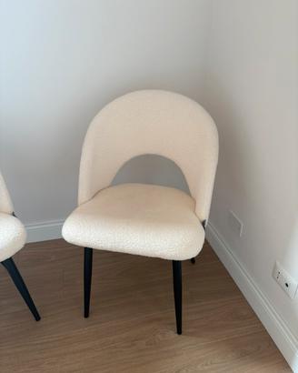 Sedie (n.4) in tessuto boucle teddy col. Bianco