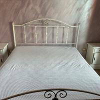 Camera da letto in arte povera